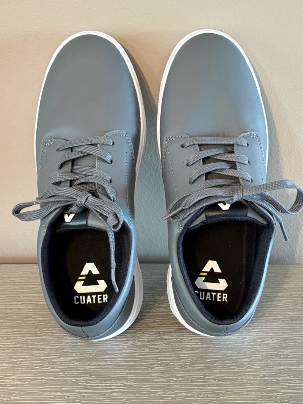 Cuater The Wildcard Spikeless Golf Shoes Gray Men’s Size 8.5 EUC TravisMathew